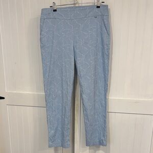 Attyre Light Blue Cropped, pull/on Pants with white vine design. Size 12